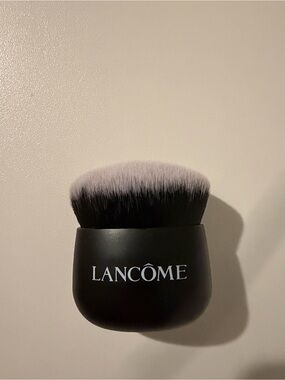 Lancôme Kabuki Style Makeup Brush